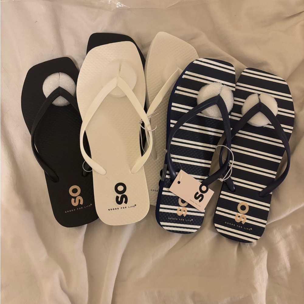 SO Casual Flip Flops Trio - Black, White, and Navy Stripes. Women’s size 9